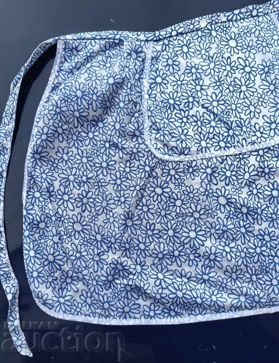 UNUSED SOCIAL HOUSEHOLD APRON with price € 6.14 | 12.01 BGN UNUSED SOCIAL HOUSEHOLD APRON with price € 6.14 | 12.01 BGN