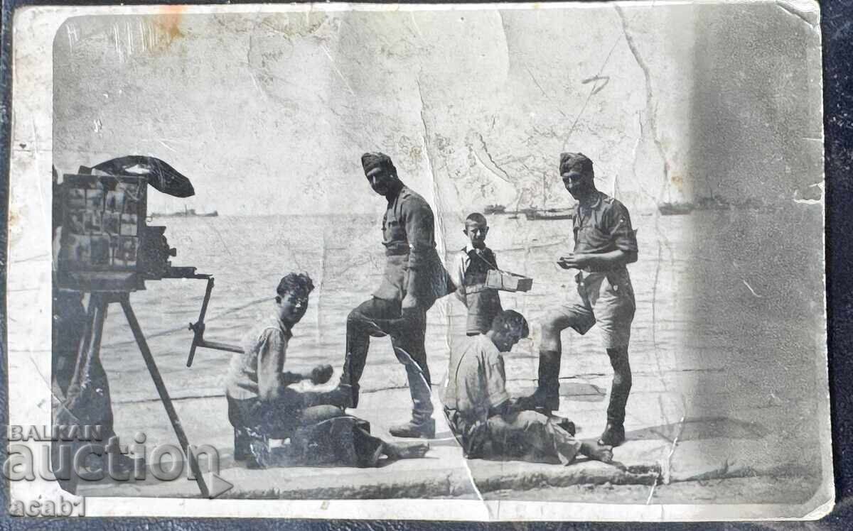 Belomorieto on the Quay Boot Shine