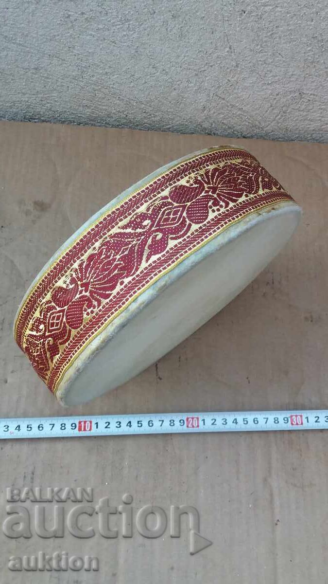 Аукцион МУЗИКАЛЕН ИНСТРУМЕНТ РУСКИ