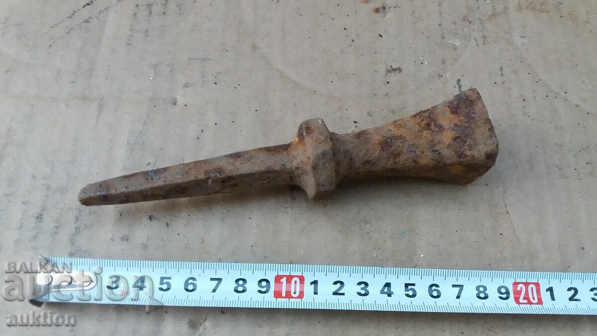 EXCELENTĂ NICVALĂ MOBILĂ