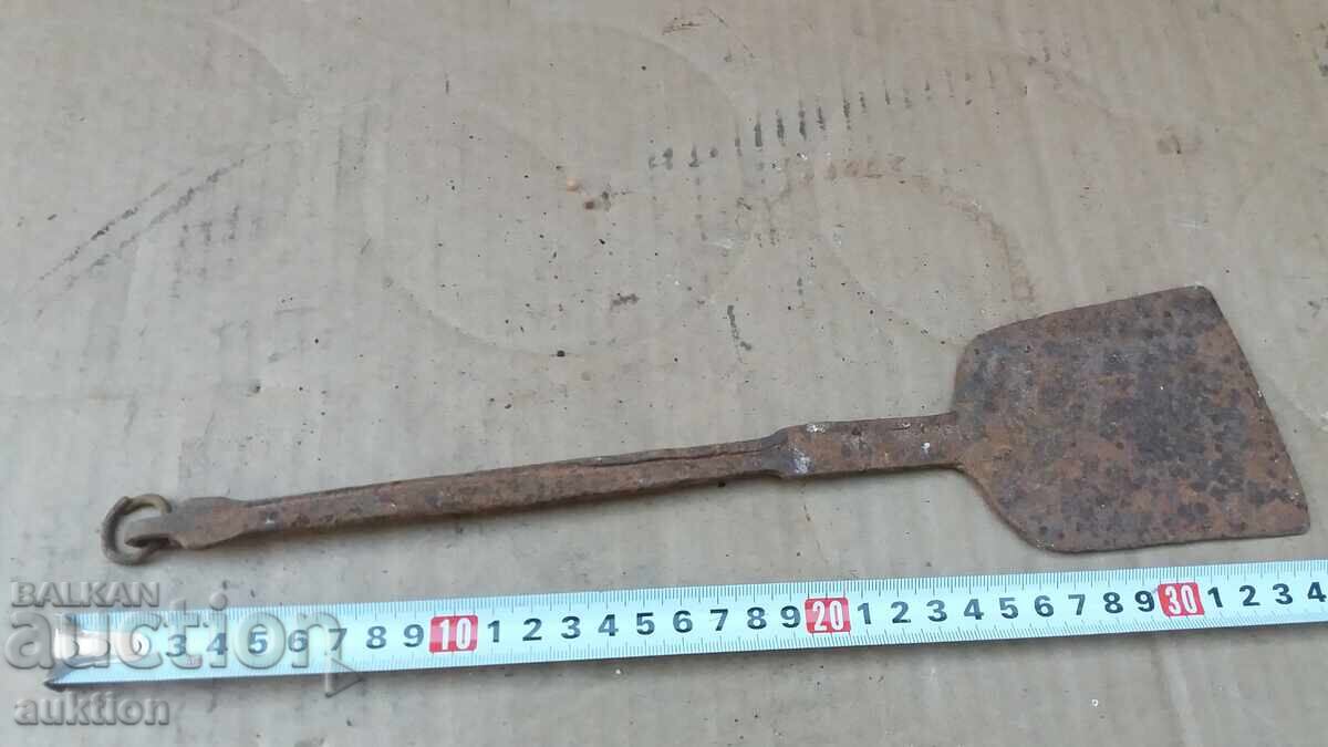 СТАРА ОГРИБКА - ВЪЗРАЖДАНЕ КОВАНО ЖЕЛЯЗО с цена € 3.57 | 6.98 лв.