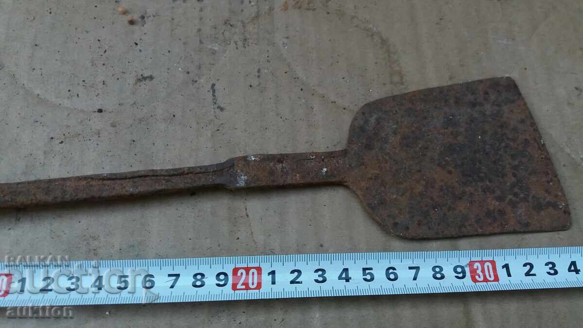 Доставка на СТАРА ОГРИБКА - ВЪЗРАЖДАНЕ КОВАНО ЖЕЛЯЗО