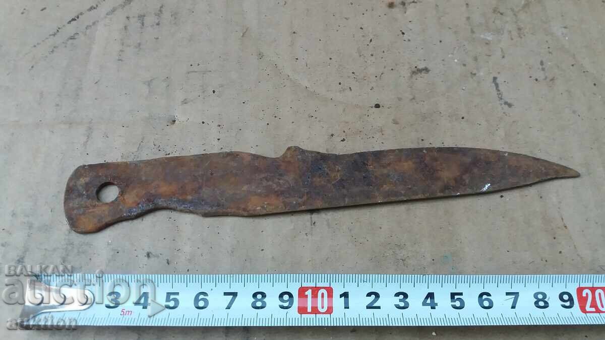 A LITTLE OLD KNIFE - 5 A LITTLE OLD KNIFE - 5