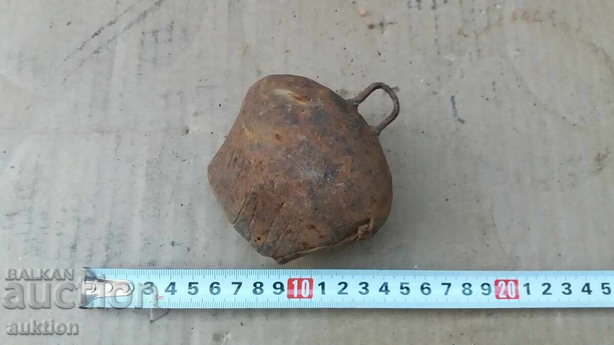 Δημοπρασία ΠΑΛΑΙΟ ΒΑΜΒΑΚΙ, ΤΣΑΝΤΙ