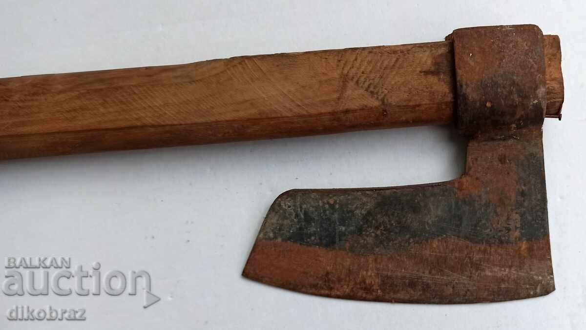 Licitație Topor / Toporișcă - de la sfârșitul secolului XX - pentru 10 Euro