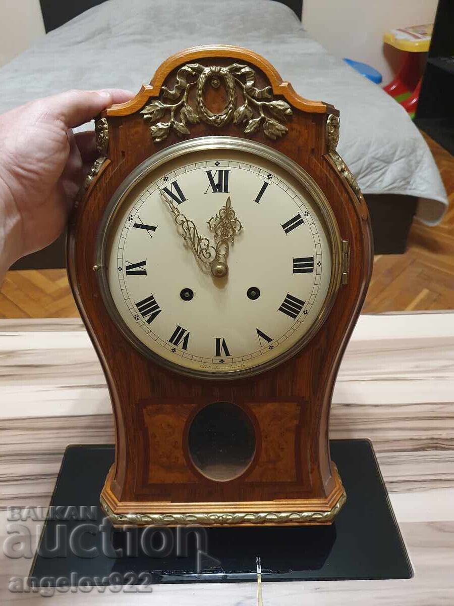 Frumos ceas de masă vintage, FUNCȚIONAL cu preț € 4.50 | 8.80 BGN