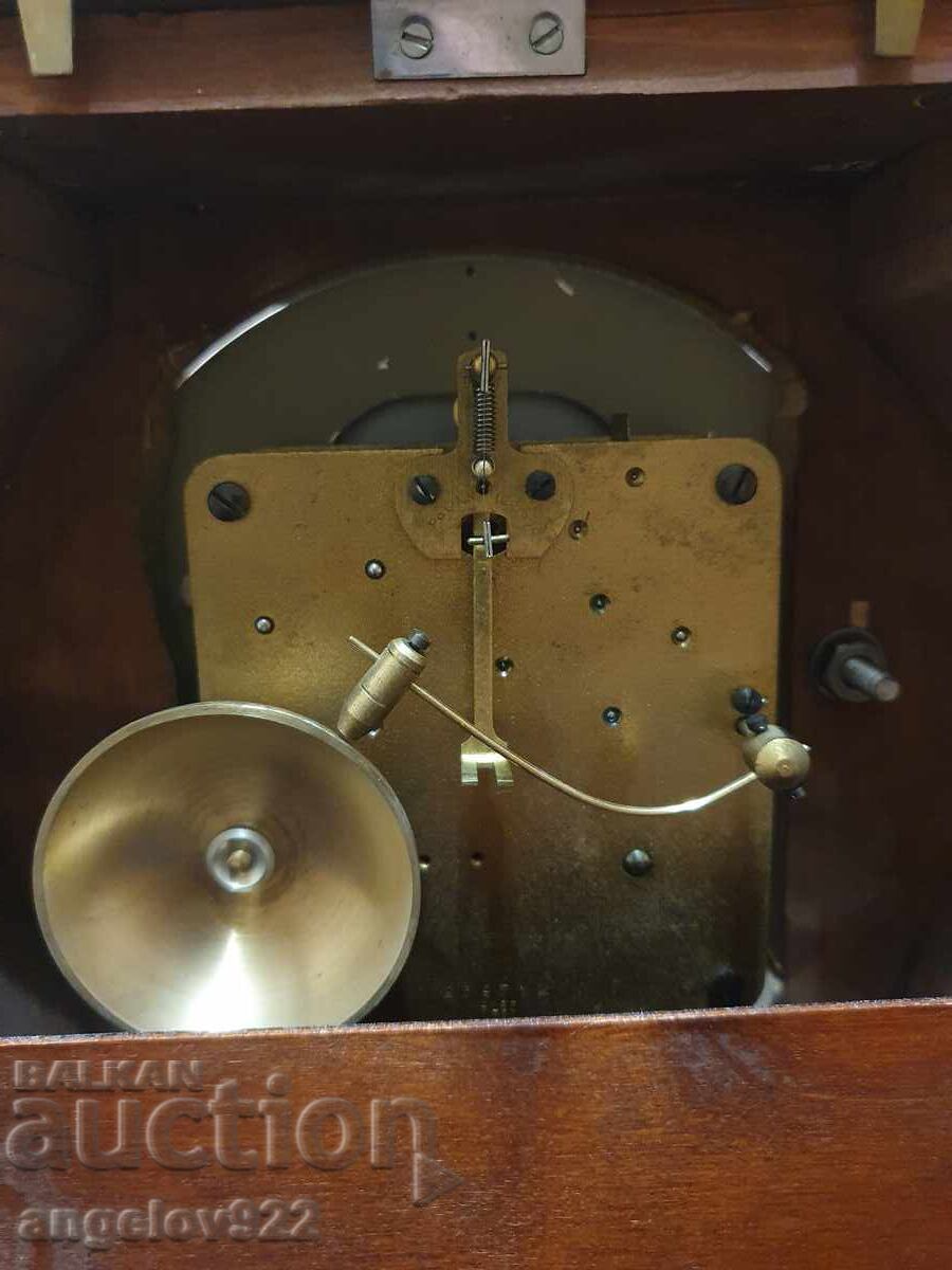 Licitație Frumos ceas de masă vintage, FUNCȚIONAL