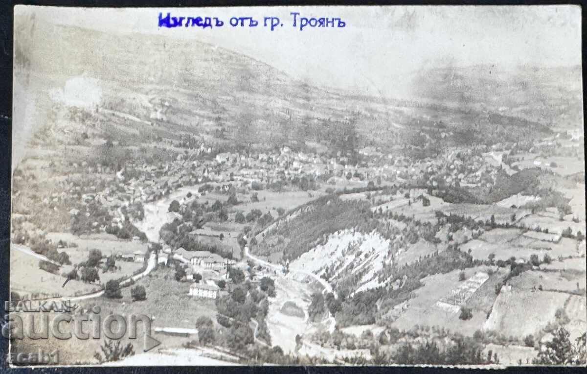 Изглед от гр.Троян