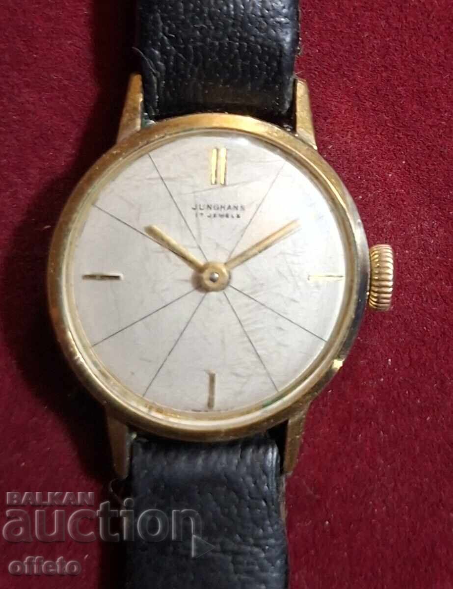 ЧАСОВНИК с цена € 6.49 | 12.69 лв. ЧАСОВНИК с цена € 6.49 | 12.69 лв.