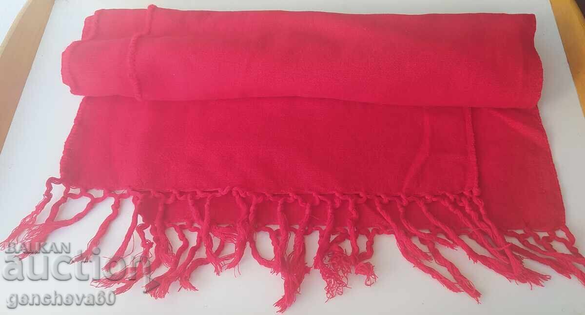 Centură roșie pentru costum popular și traistă de colindător cu preț € 15.34 | 30.00 BGN