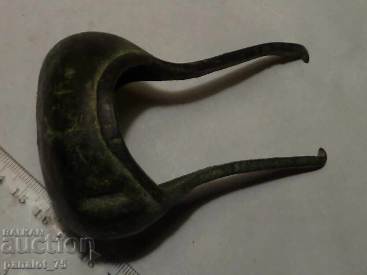 Licitație PLĂCI MASIVE DE BRONZ PENTRU CREMĂ DE PI'OV