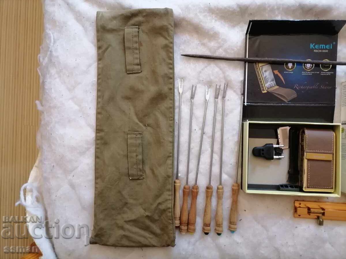 Lot of razor machine, old scissors, and a knife, box, forks - 5 Lot of razor machine, old scissors, and a knife, box, forks - 5