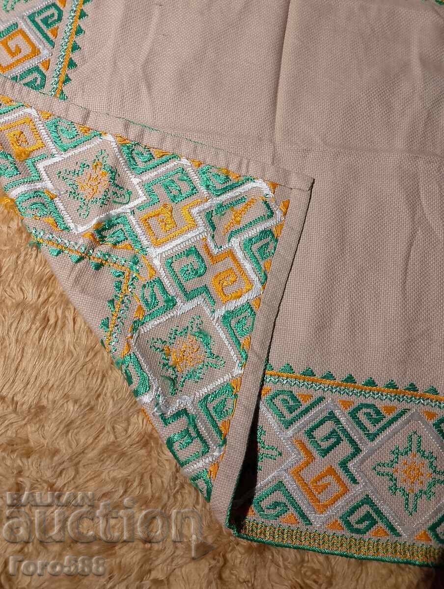 Auction Small tablecloth 21 Auction Small tablecloth 21