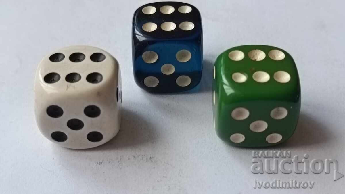 Dice, 3 pieces with price € 4.32 | 8.45 BGN