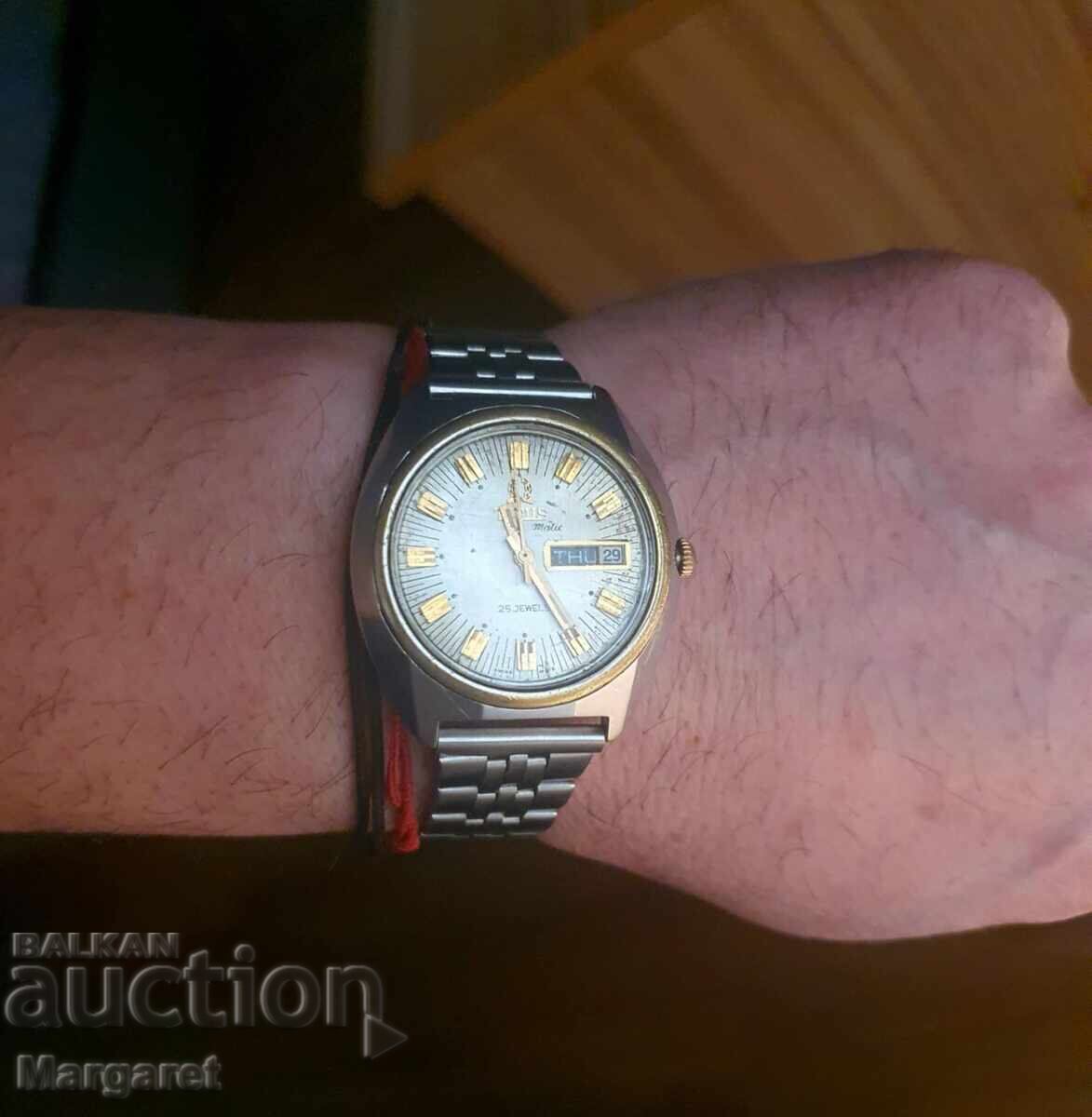 Аукцион Швейцарски часовник Titus Matic