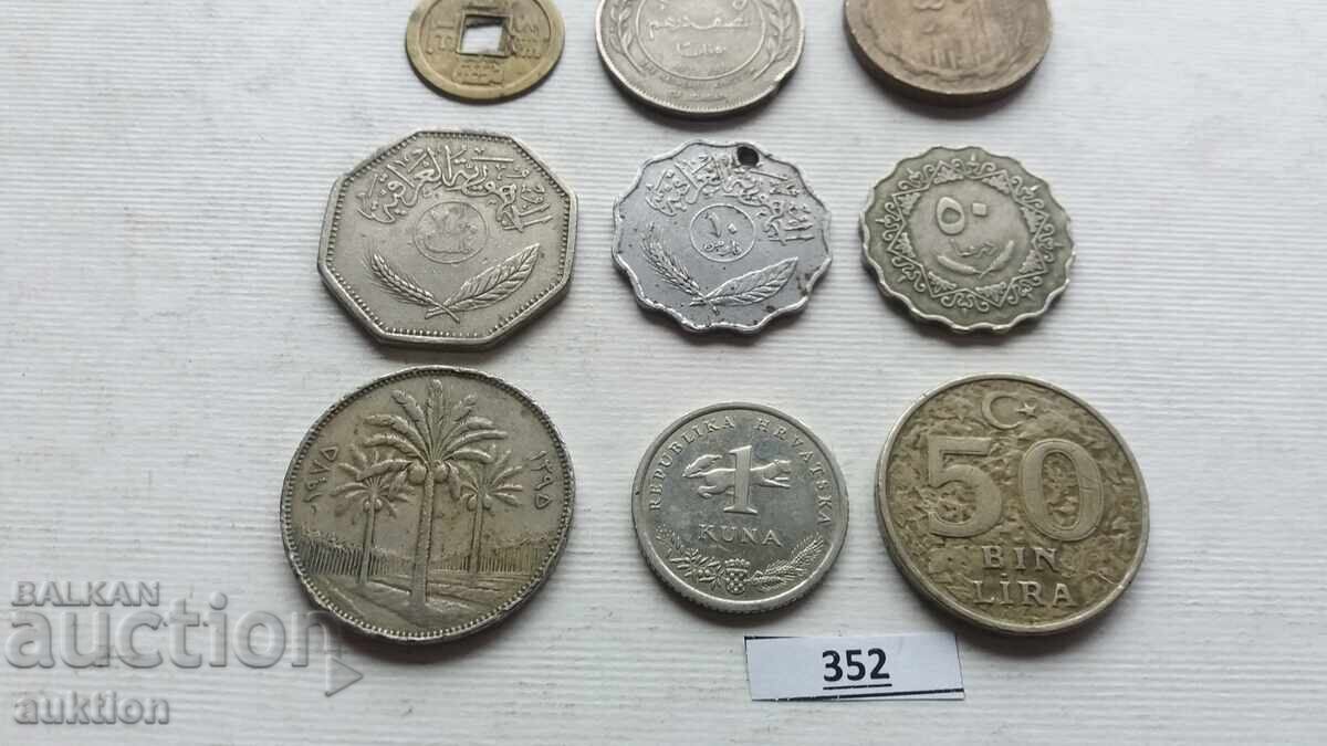 Licitație LOT DE 9 MONEDE ARABE