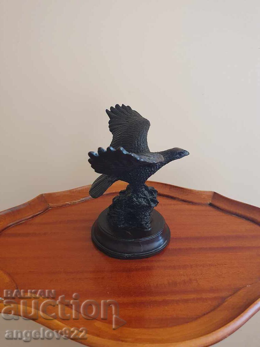 Доставка на Красива масивна фигура статуетка!!!