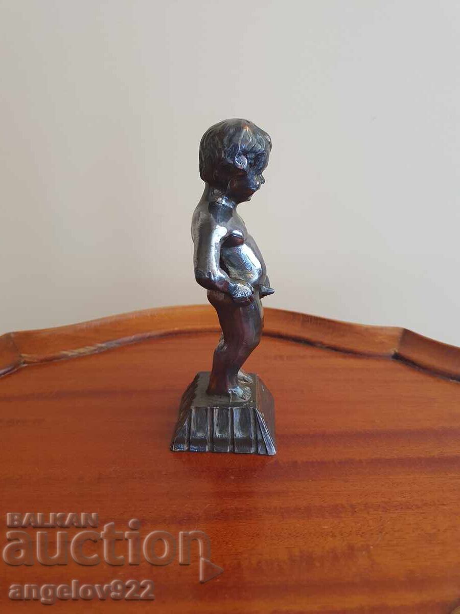 Ογκώδες μεταλλικό ειδώλιο!!! με τιμή € 0.01 | 0.02 BGN Ογκώδες μεταλλικό ειδώλιο!!! με τιμή € 0.01 | 0.02 BGN