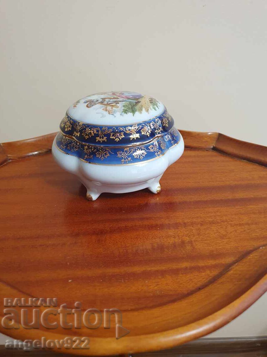 Δημοπρασία Γερμανικό πορσελάνινο κουτί κοσμημάτων PM