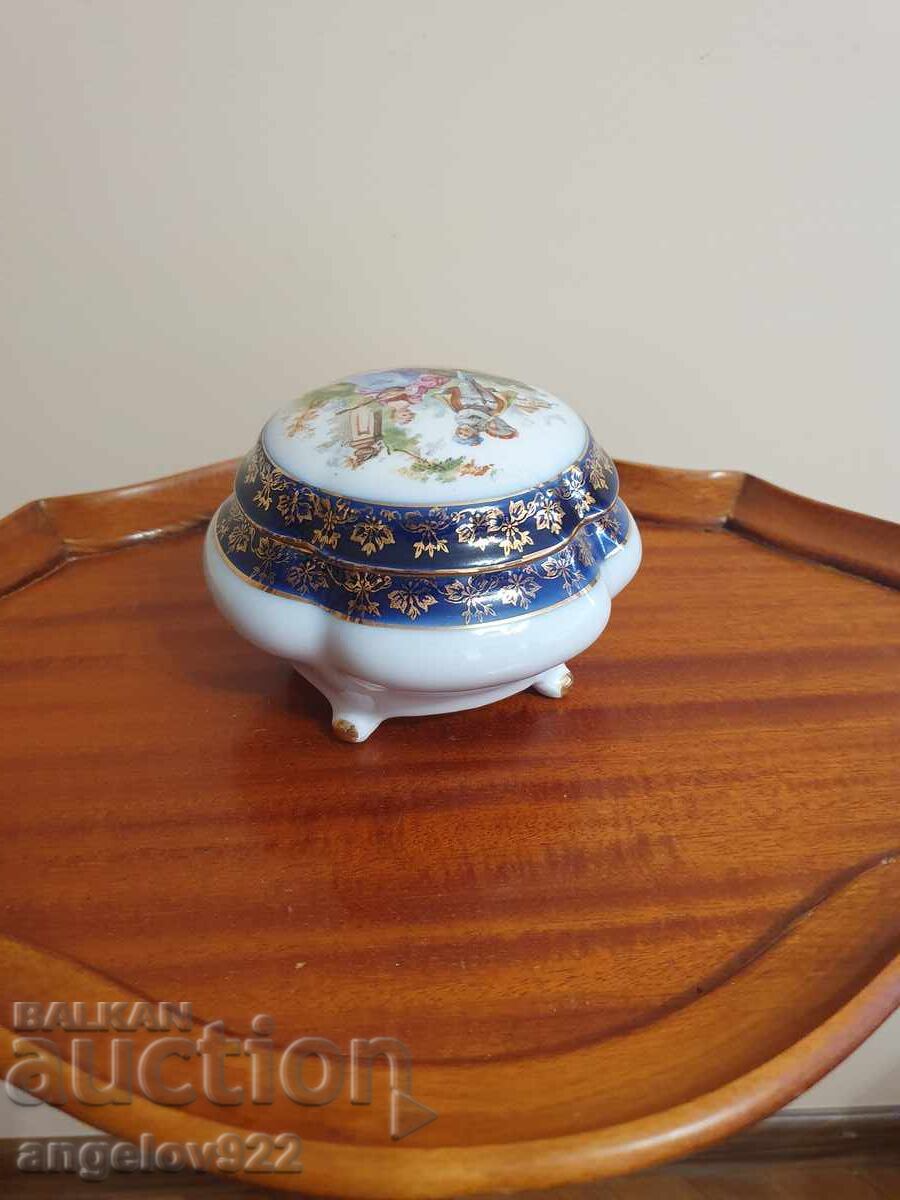 Παράδοση Γερμανικό πορσελάνινο κουτί κοσμημάτων PM