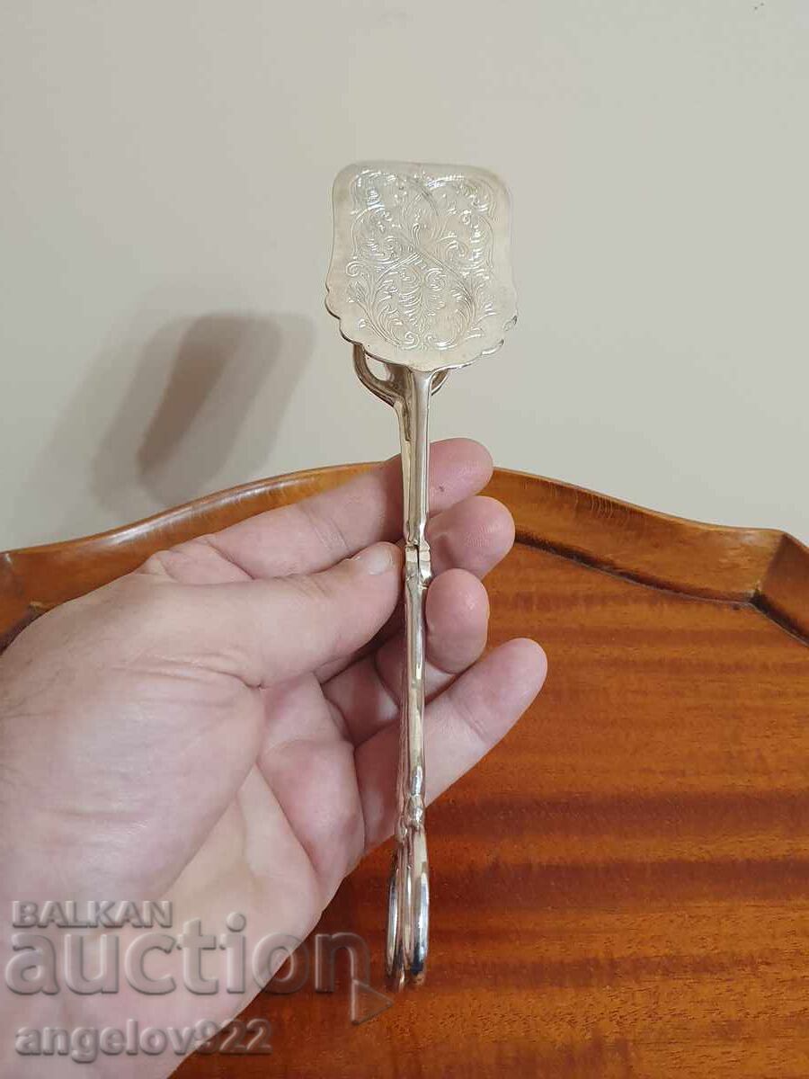 Πιρούνι σερβιρίσματος με ασημένια επικάλυψη!!! με τιμή € 1.00 | 1.96 BGN Πιρούνι σερβιρίσματος με ασημένια επικάλυψη!!! με τιμή € 1.00 | 1.96 BGN