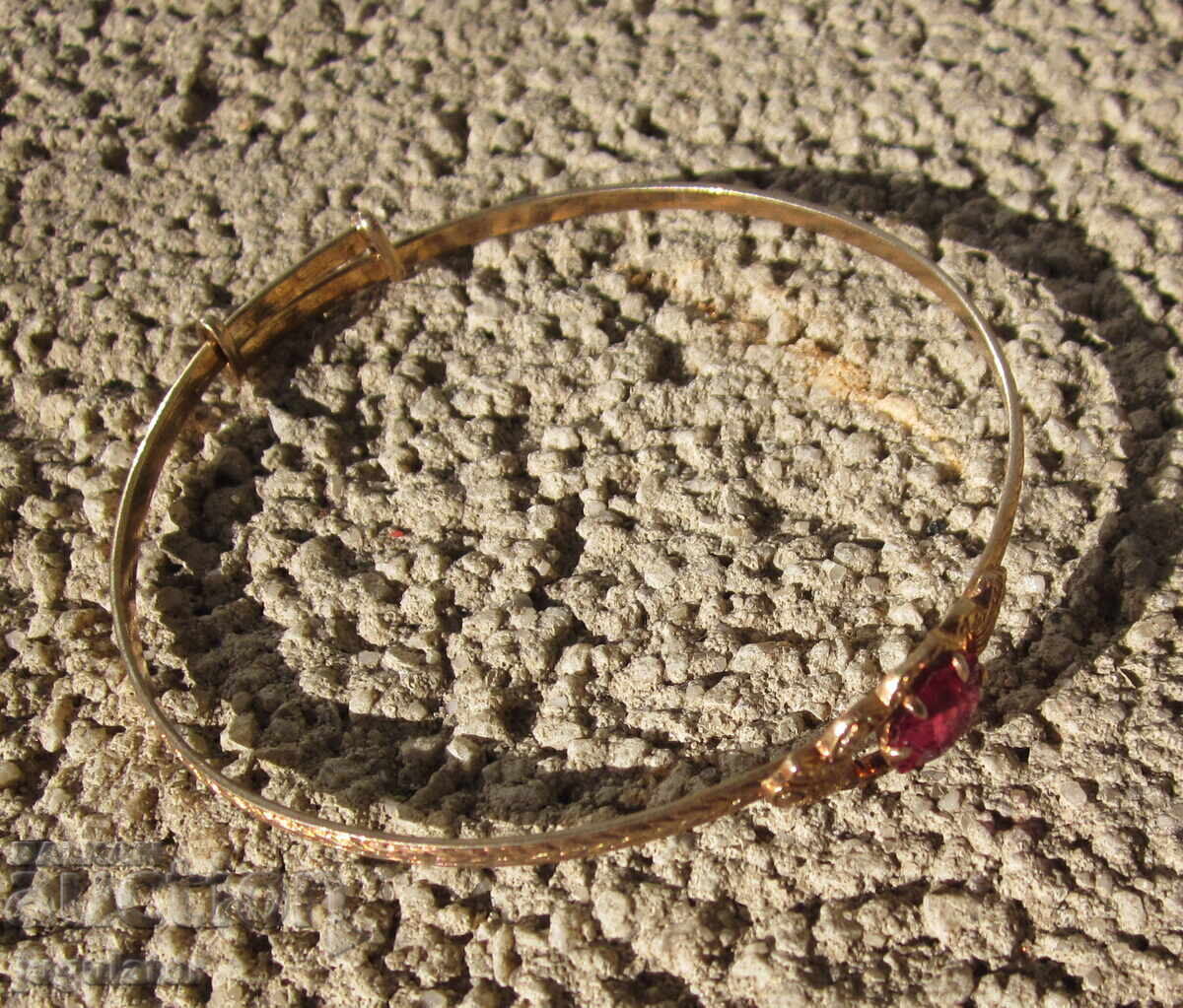 Delivery of Antique Ladies' Gold-Plated Bracelet, Doublé, with Ruby