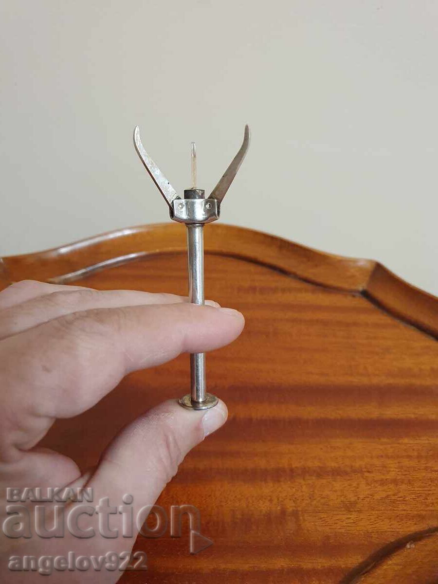 Винтидж щипка за лед !!! с цена € 0.01 | 0.02 лв. Винтидж щипка за лед !!! с цена € 0.01 | 0.02 лв.