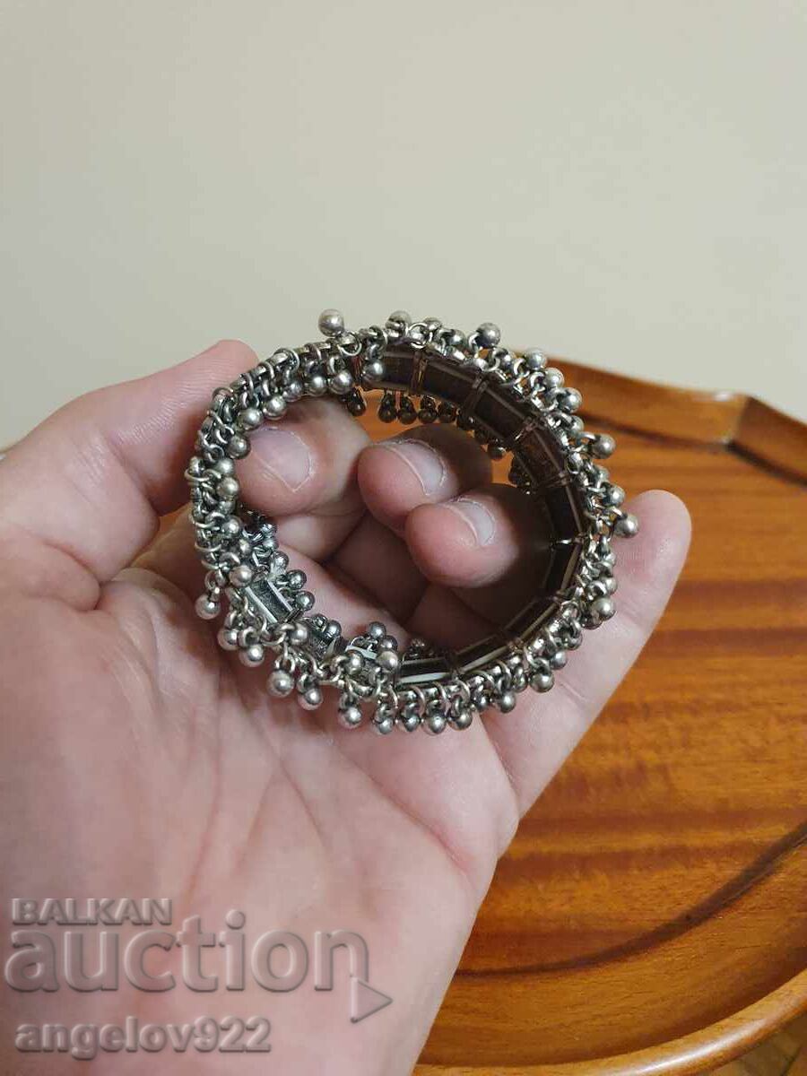 Доставка на Красива гривна!!!