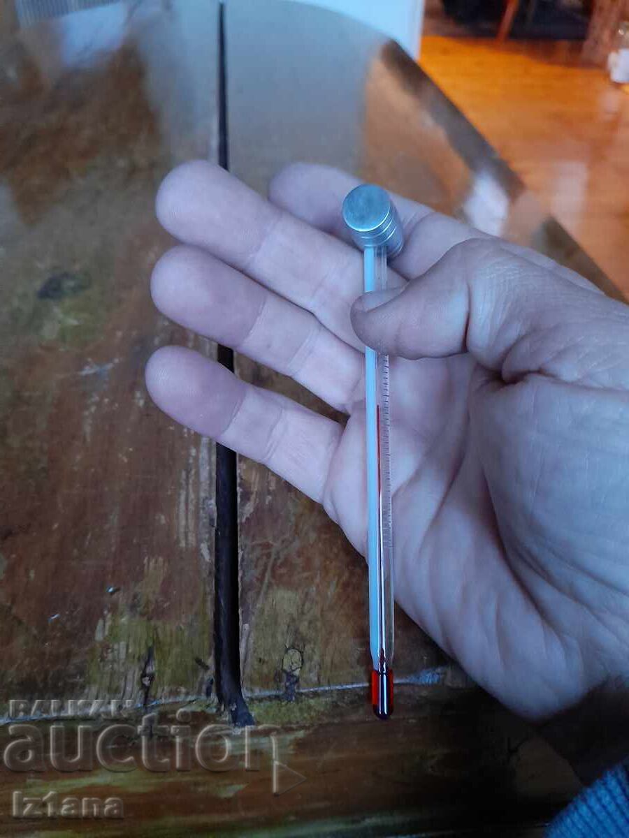 Доставка на Стар Термометър за вино