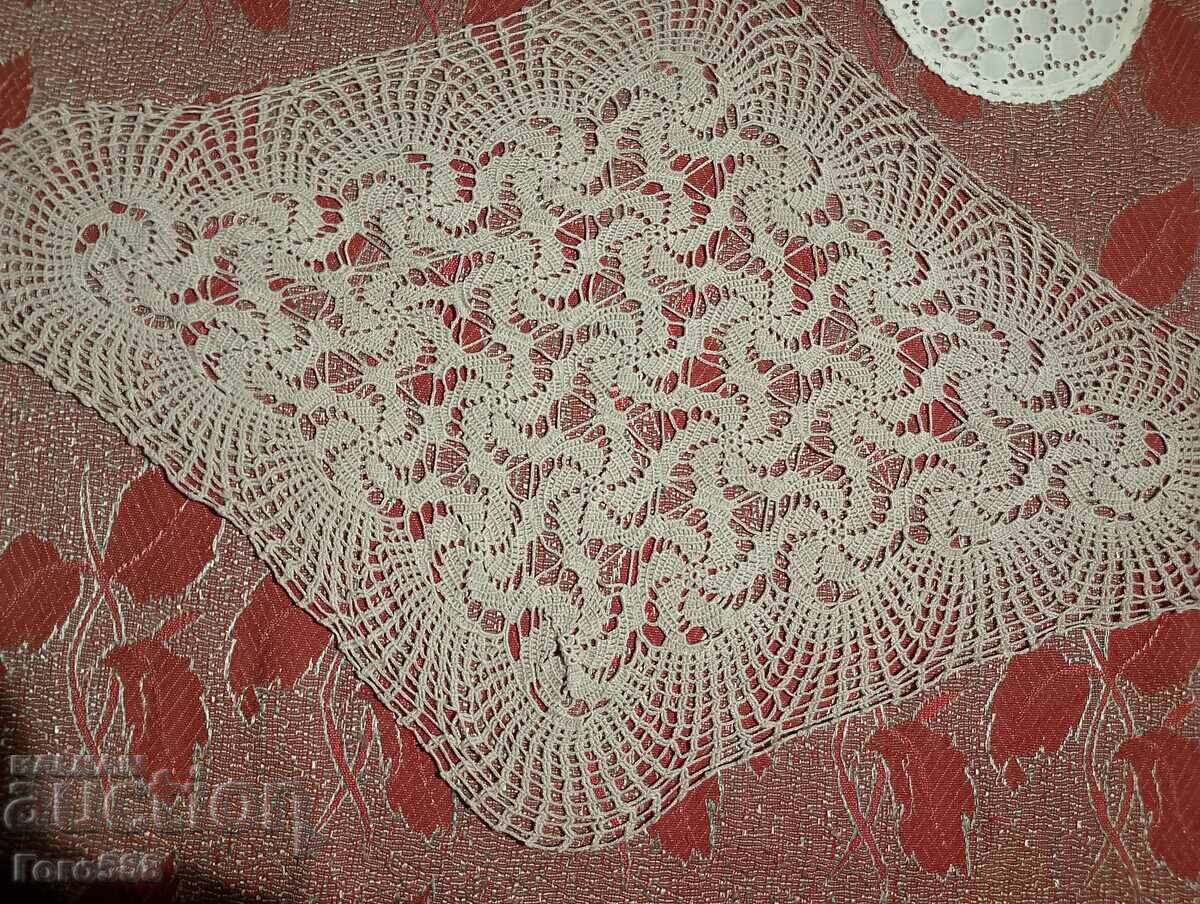 Square 10 with price € 1.00 | 1.96 BGN