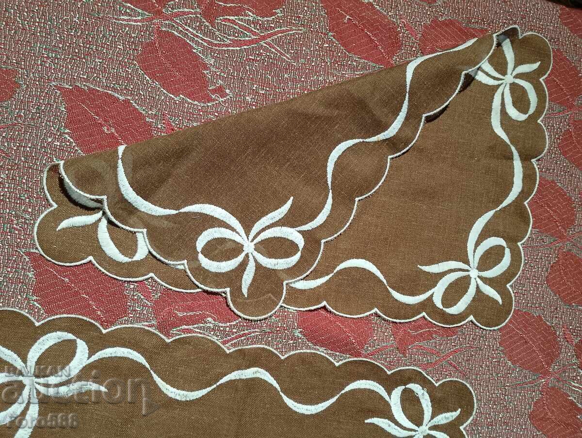 Аукцион Малка покривка 25 Аукцион Малка покривка 25