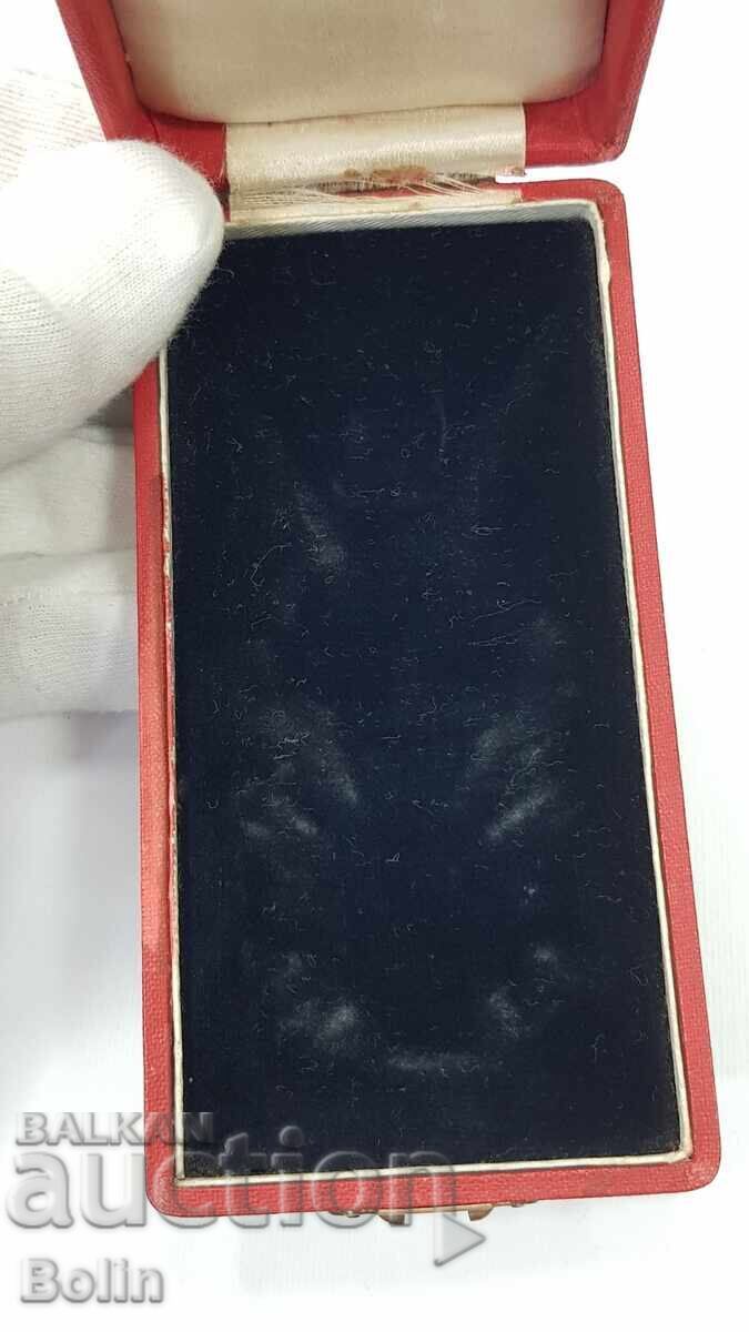 Rare box for the Order of St. Alexander 4th class Swords - 6 Rare box for the Order of St. Alexander 4th class Swords - 6