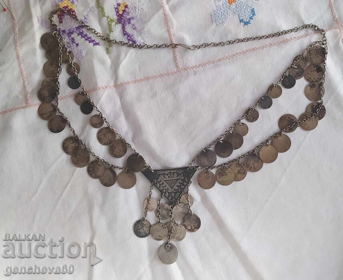 Licitație Bijuterii pentru costum popular, pieptar sațan, argint
