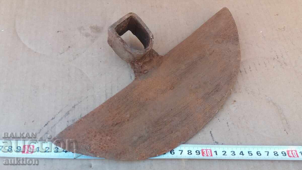 Livrarea SAPA VECHE, TRAS