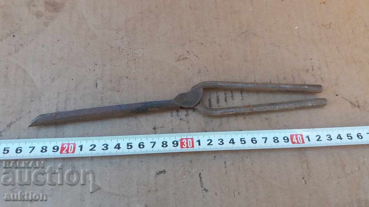 MAȘĂ, PRESĂ DE PĂR DIN VREMEA ȚARULUI PENTRU BUCLE - 6