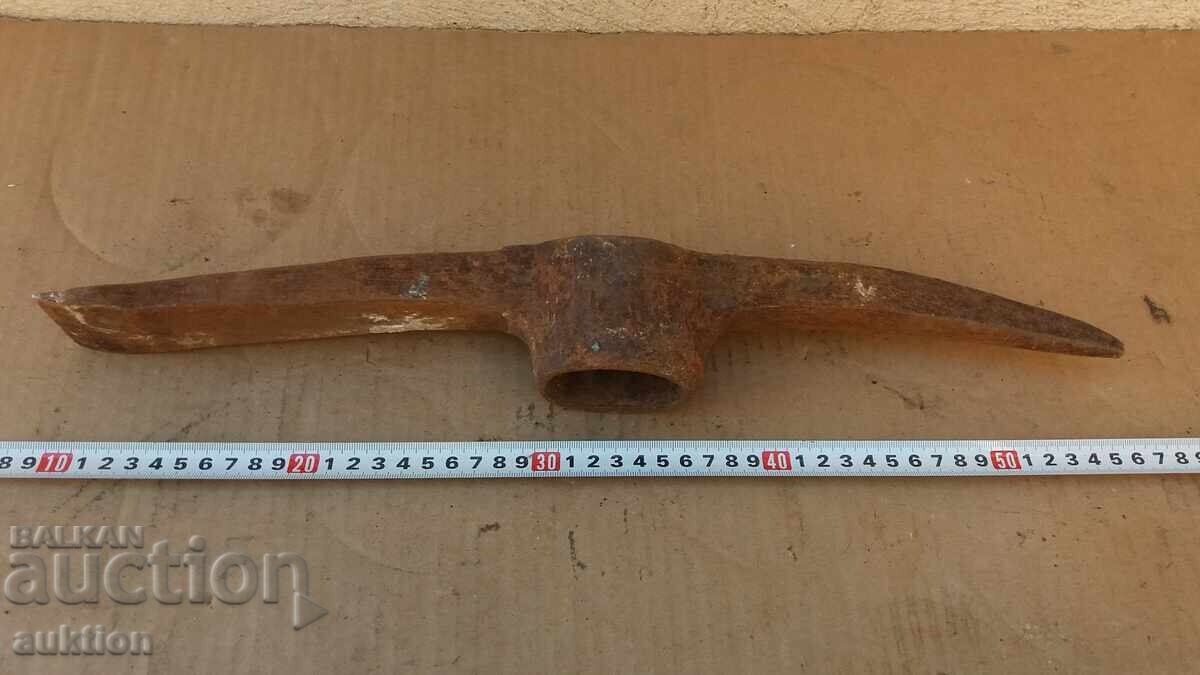 EXCELLENT MILITARY PICKAXE - WITH MARKINGS - 6