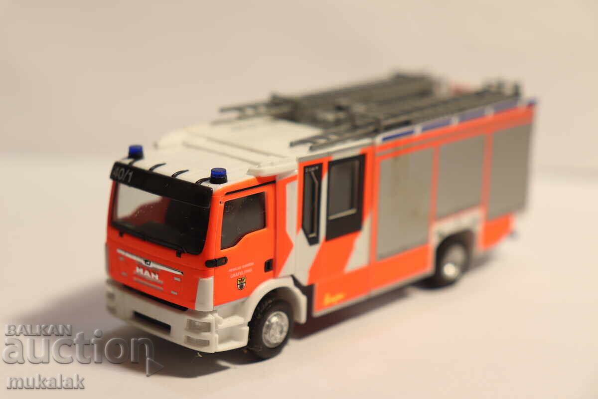 HERPA  1:87 H0  MAN ПОЖАРНА  КАМИОН  МОДЕЛ КОЛИЧКА - 7