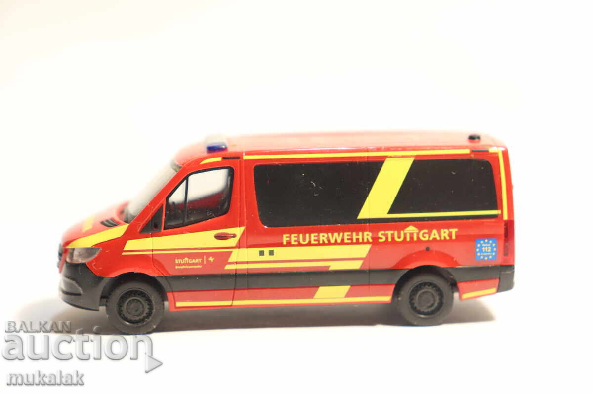 HERPA 1:87 H0 MERCEDES SPRINTER Fire Truck Model Car