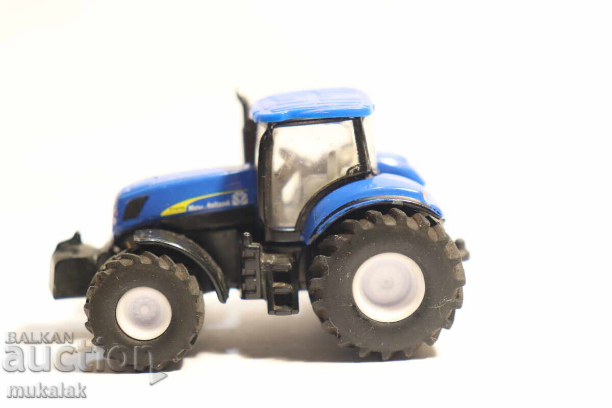 SIKU 1:87 H0 TRACTOR MODEL CAR