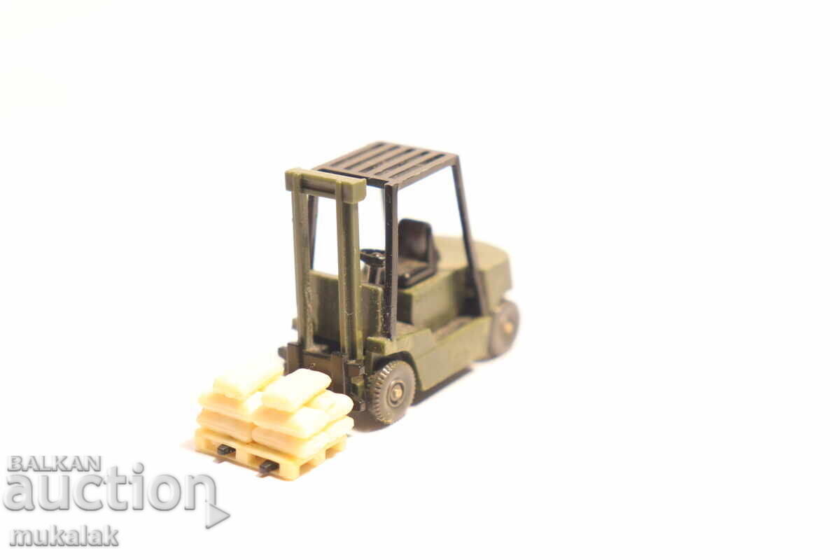 WIKING 1:87 H0 MOTOR CAR MODEL CAR with price € 8.00 | 15.65 BGN