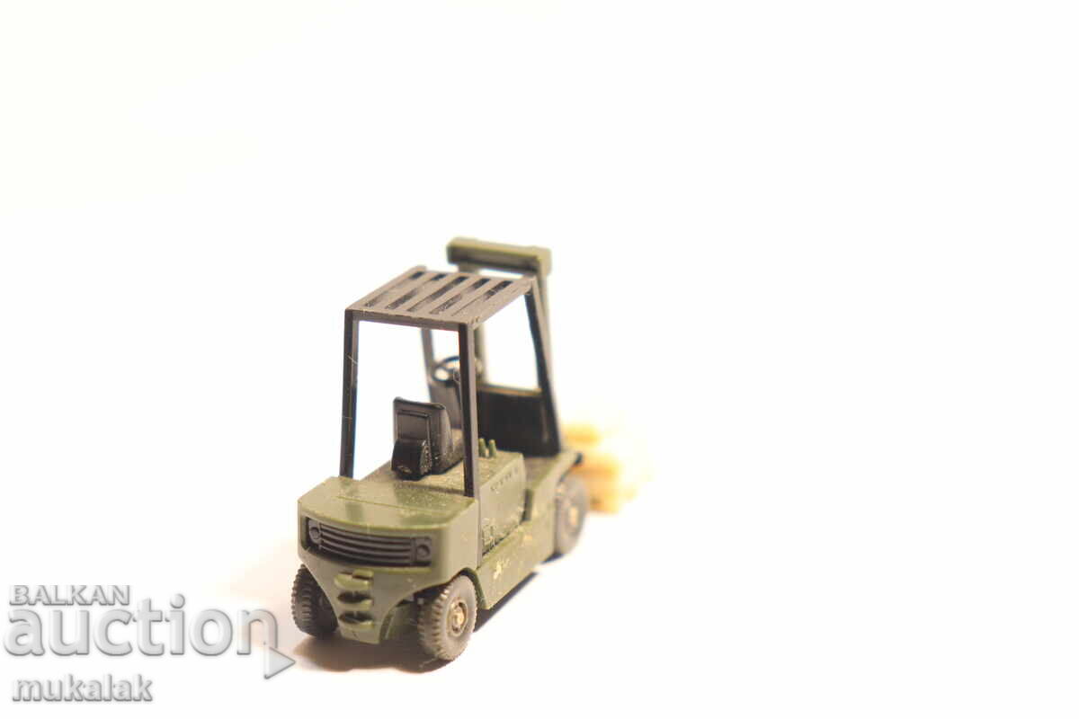 Delivery of WIKING 1:87 H0 MOTOR CAR MODEL CAR