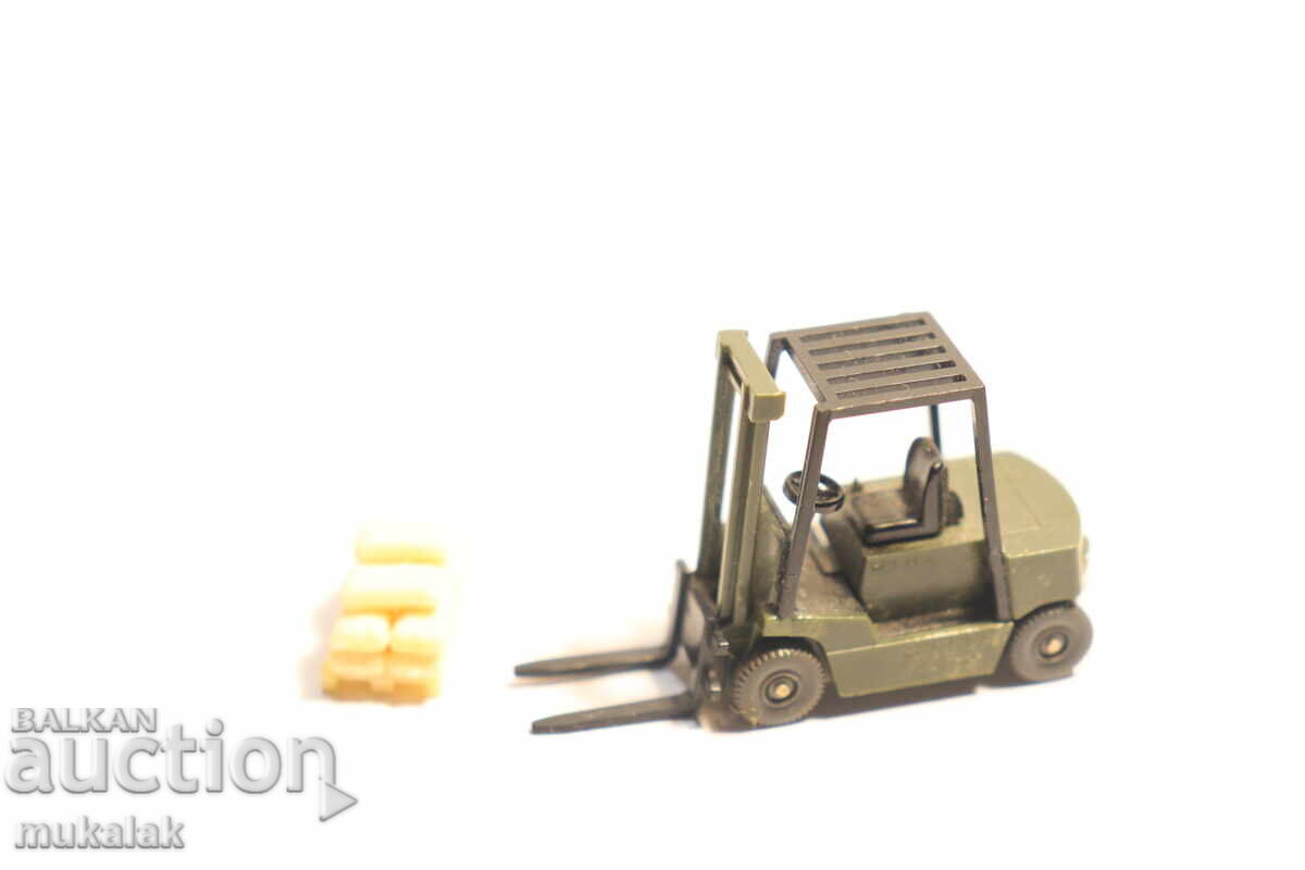 WIKING 1:87 H0 MOTOR CAR MODEL CAR - 6