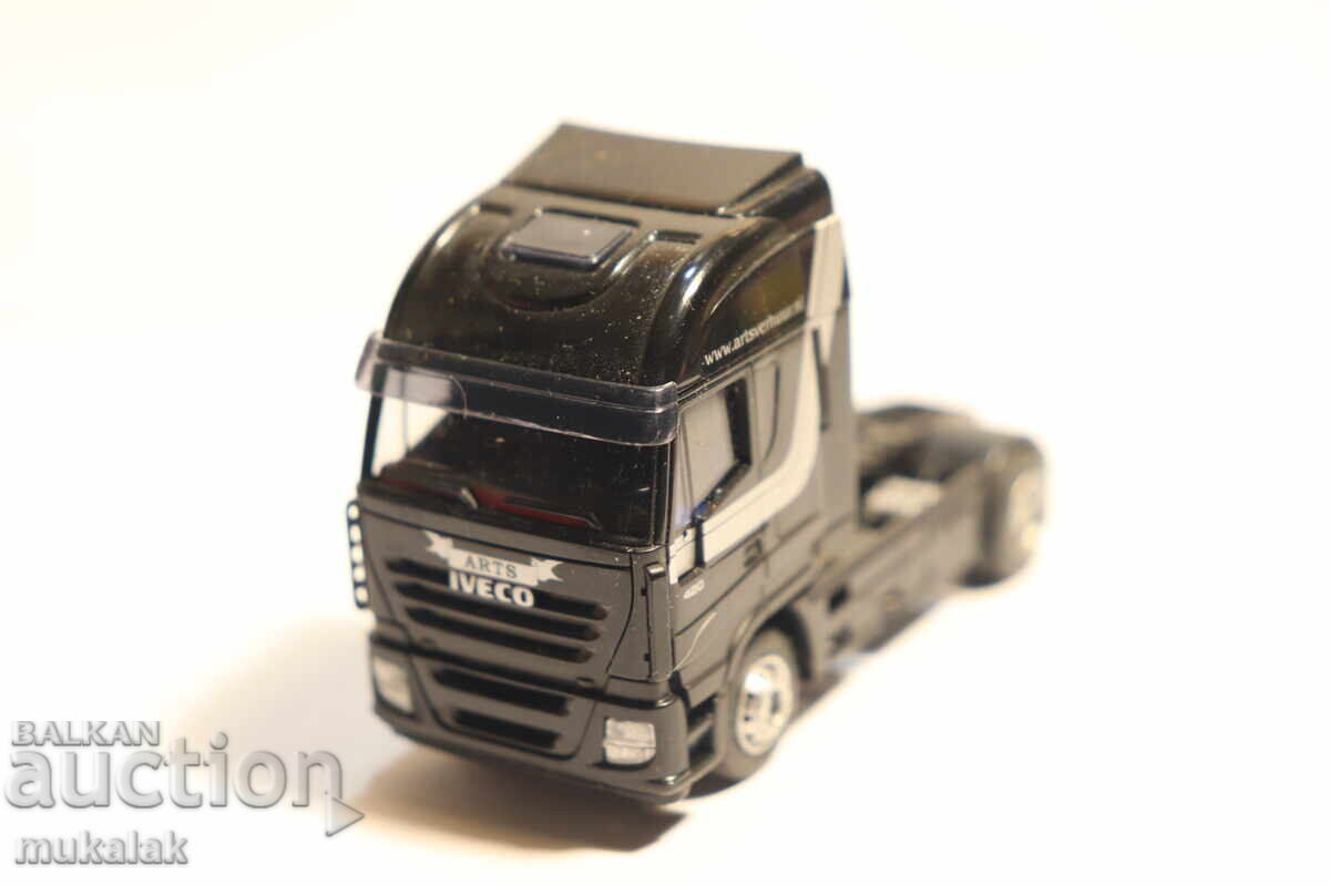RIETZE 1:87 H0 IVECO STRALIS CAP TRACȚIUNE TIR MODEL cu preț € 10.00 | 19.56 BGN