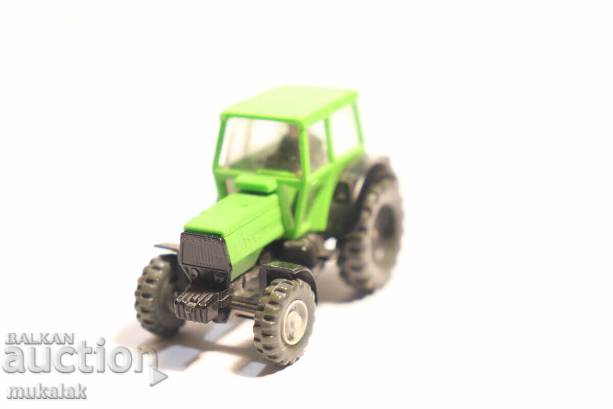 Аукцион WIKING   1:87 H0  ТРАКТОР  МОДЕЛ  КОЛИЧКА