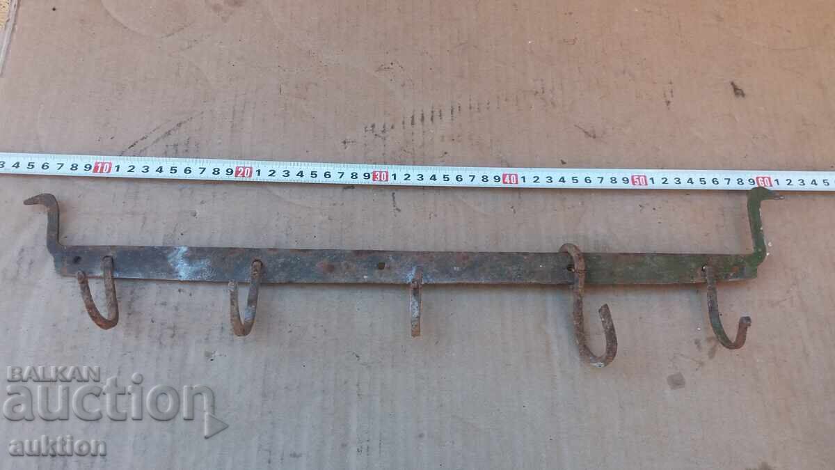 Σφυρήλατη κρεμάστρα με τιμή € 4.99 | 9.76 BGN