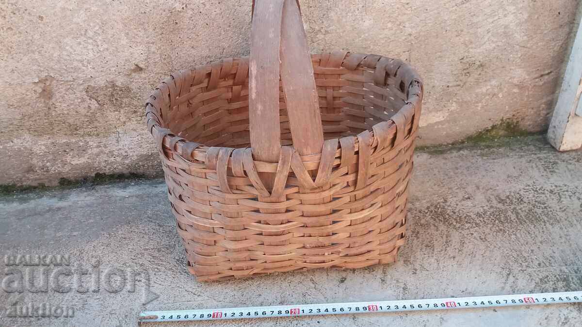 ΠΑΛΙΟ ΠΛΕΚΤΟ ΞΥΛΙΝΟ ΚΑΛΑΘΙ με τιμή € 6.99 | 13.67 BGN ΠΑΛΙΟ ΠΛΕΚΤΟ ΞΥΛΙΝΟ ΚΑΛΑΘΙ με τιμή € 6.99 | 13.67 BGN