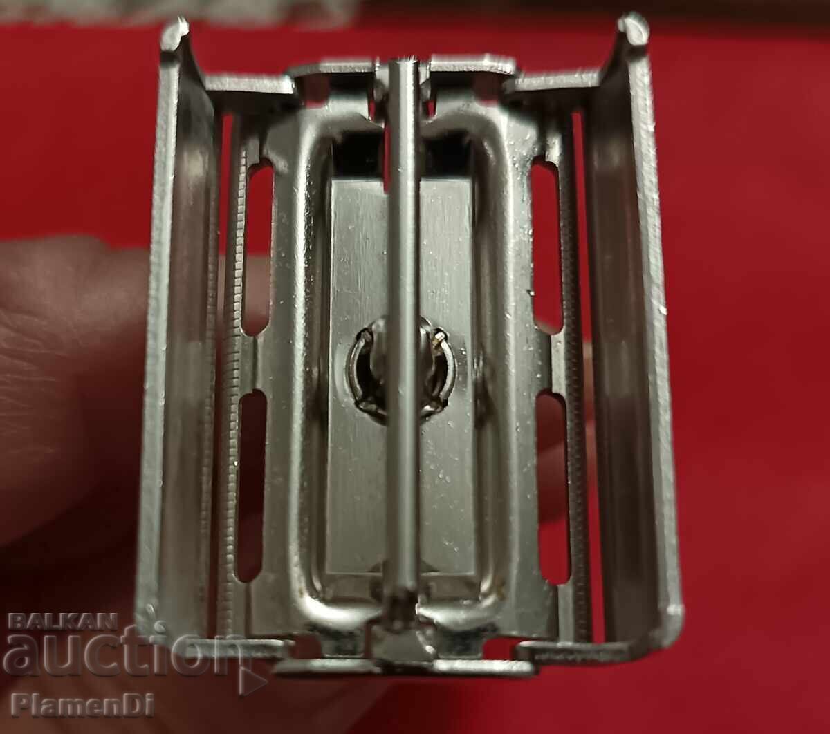 Aparat de ras vintage Gillette Slim Twist - 7 Aparat de ras vintage Gillette Slim Twist - 7