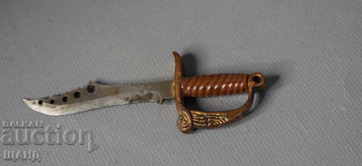 Staro mini lovno nozhche loven nozh cu preț € 2.35 | 4.60 BGN Staro mini lovno nozhche loven nozh cu preț € 2.35 | 4.60 BGN