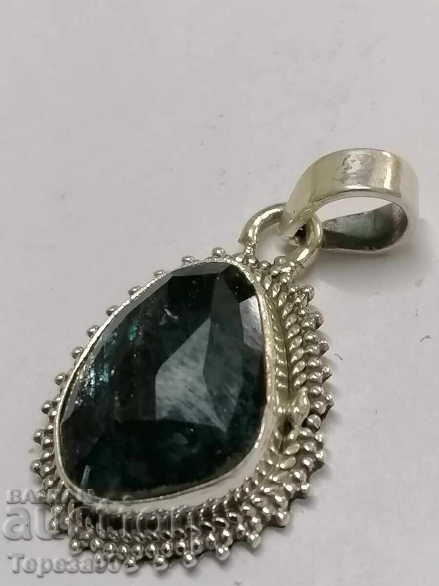 Сребърна висулка с Кианит с цена € 22.00 | 43.03 лв.