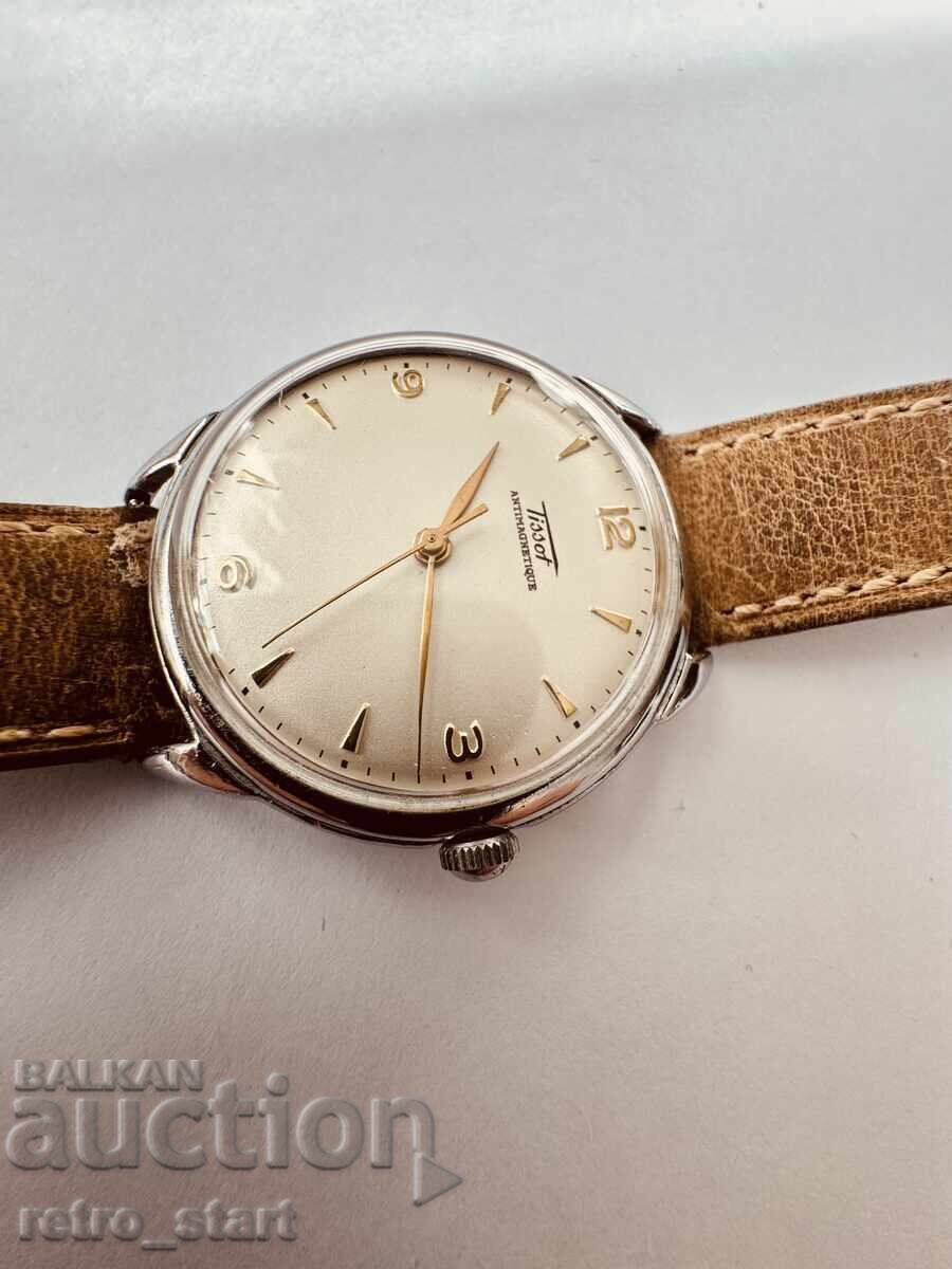 Ceas TISSOT, funcționează! Anii '50 cu preț € 200.00 | 391.17 BGN